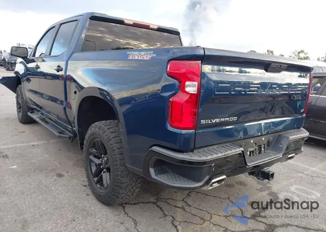 2021 Chevrolet Silverado 1500 4Wd Short Bed Lt Trail Boss z USA, uszkodzony, nr VIN 3GCPYFEDXMG127393